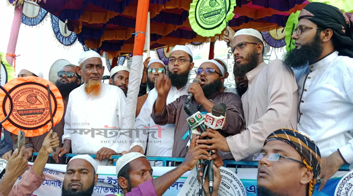 শ্যামনগরে ইসলামী আন্দোলনের এমপি প্রার্থী মোস্তফা আল-মামুন'র গণসংযোগ পথসভা অনুষ্ঠিত