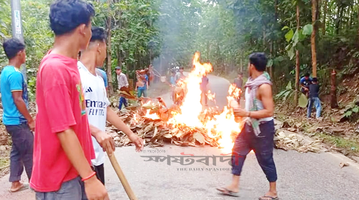খাগড়াছড়িতে রাতে অনির্দিষ্টকালের অবরোধ প্রত্যাহারের পর সকালে আবার বহাল
