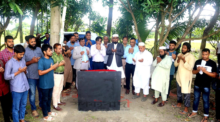 গোবিপ্রবিতে পাঞ্জেগানা মসজিদের ভিত্তি প্রস্থর স্থাপন