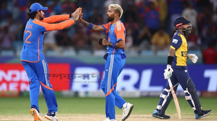 সুপার ওভারের থ্রিলারে হারল শ্রীলঙ্কা