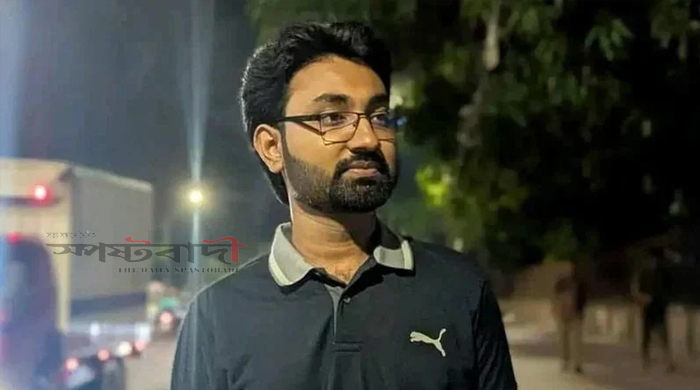 জোবায়েদ হত্যায় বর্ষাসহ তিনজনের নামে মামলা