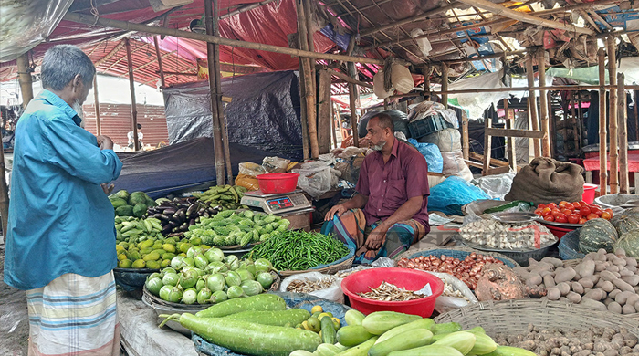 জামালপুরে সবজিতে আগুন নিম্নবিত্তের নাভিশ্বাস