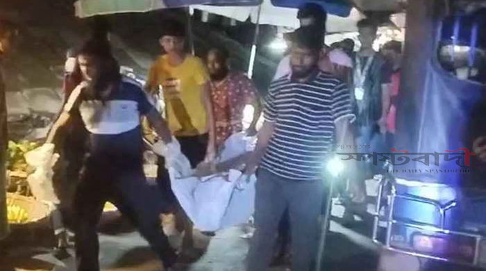 রেললাইনের পাশে পড়ে ছিল যুবকের মরদেহ