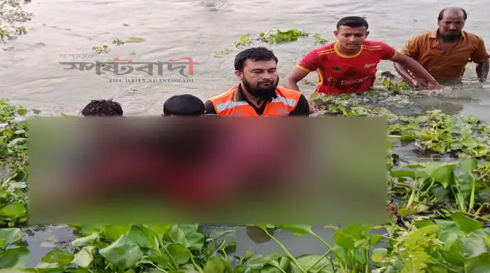 বিলে পদ্মফুল তুলতে গিয়ে ৪ চাচাতো বোনের প্রাণ গেলো