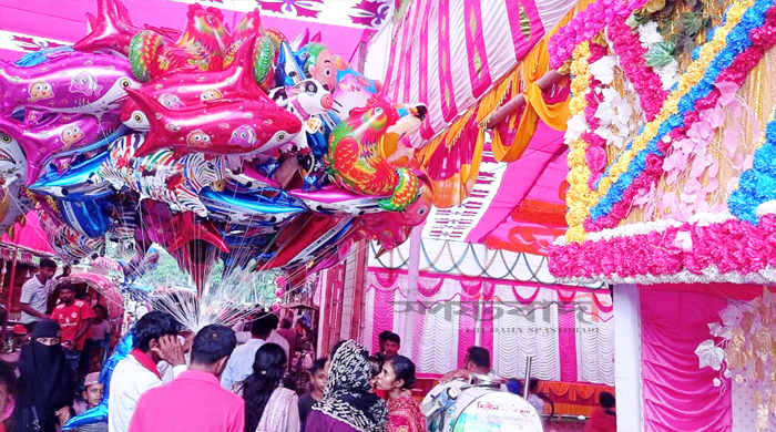 পিরোজপুরে কদমতলায় জগদ্ধাত্রী পূজায় উৎসবের আমেজ