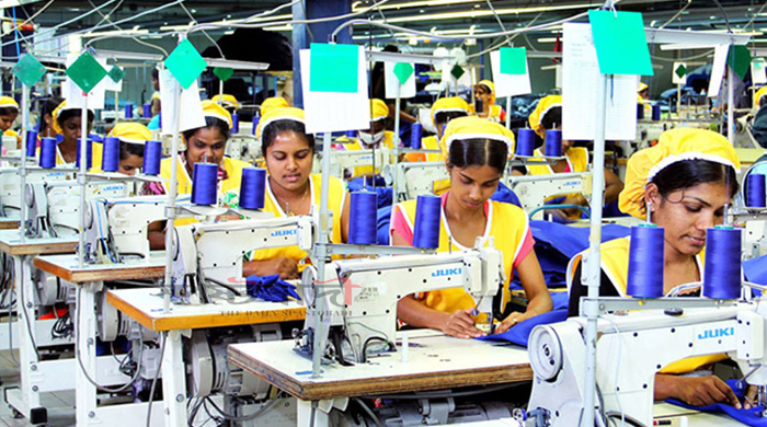 রাজনৈতিক অস্থিরতা পোশাকের কার্যাদেশ চলে যাচ্ছে অন্য দেশে